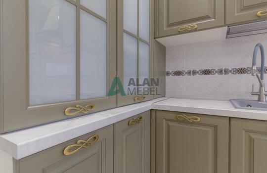 Угловая кухня из массива 10 