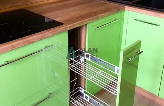 Кухня салатового цвета 3 