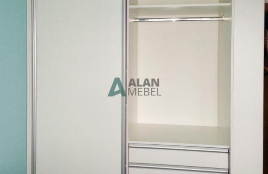 Встроенный шкаф-купе для спальни