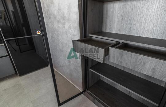 Угловая кухня под дерево с подсветкой и барной стойкой 