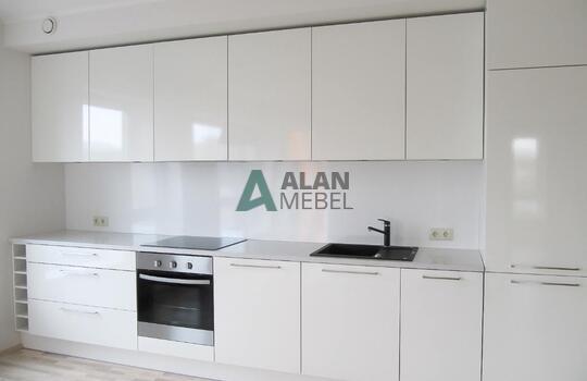 Кухня белый глянец 4 