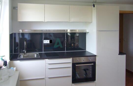 Кухня маленькая 