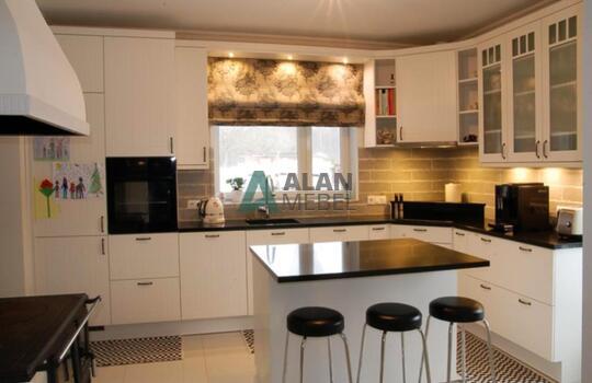 Кухня их шпона дуба 3 