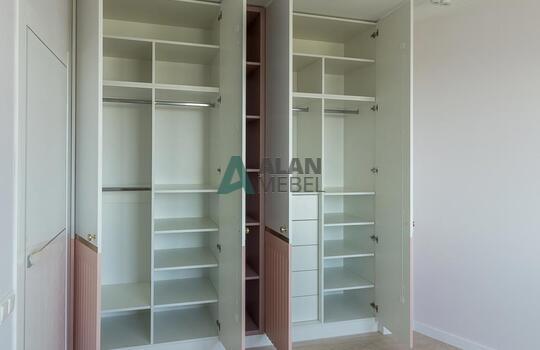 Шкаф для детской комнаты