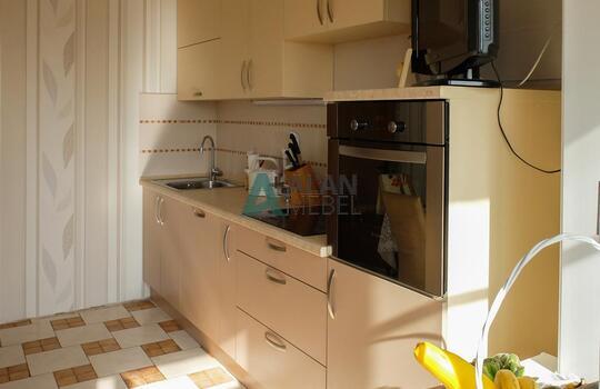 Кухня бежевая 