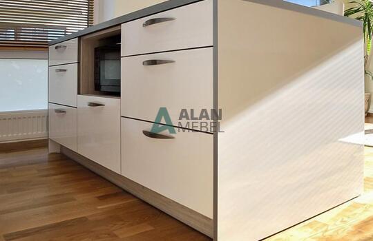 Кухня белый глянец 1 