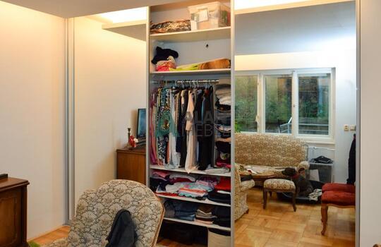 Шкаф-купе для гостиной