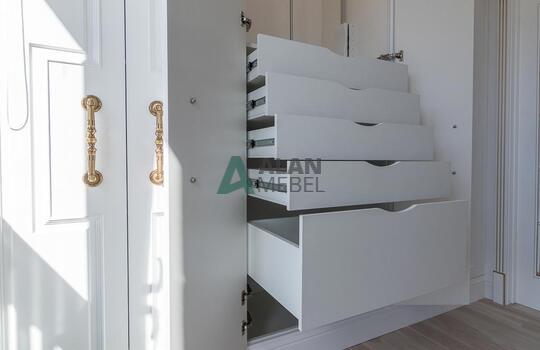 Шкаф в спальню 25