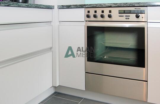 Кухня в стиле модерн 3 