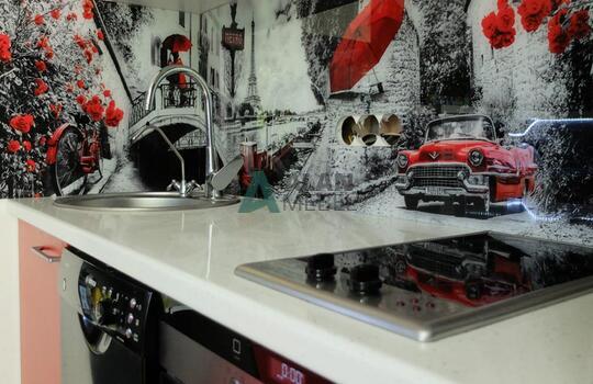 Кухня с барной стойкой 