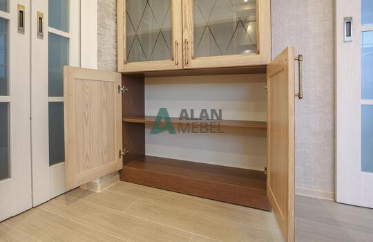 Шкаф для гостиной или большой кухни