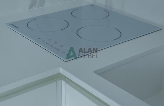 Угловая кухня без ручек из глянцевого акрила Senosan 