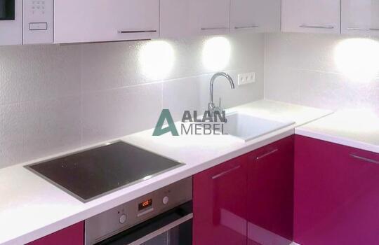 Кухня бордовая 