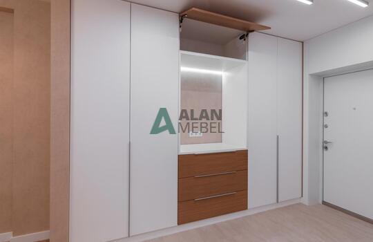 Шкаф в прихожую