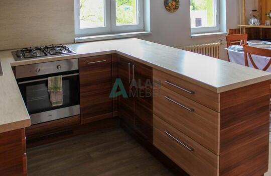 Кухня П-образная 