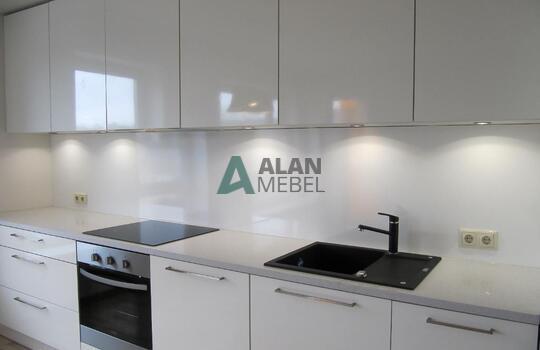 Кухня белый глянец 4 