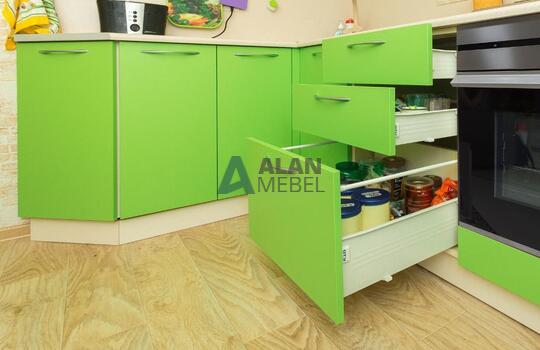 Кухня салатового цвета 5 