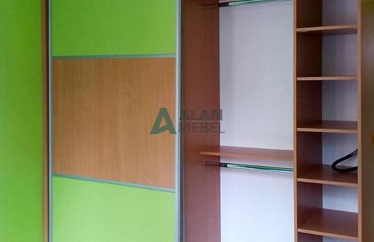 Шкаф-купе для детской комнаты