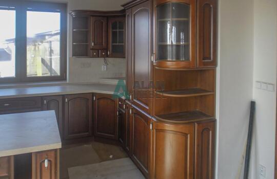 Кухня с гнутыми фасадами 8 