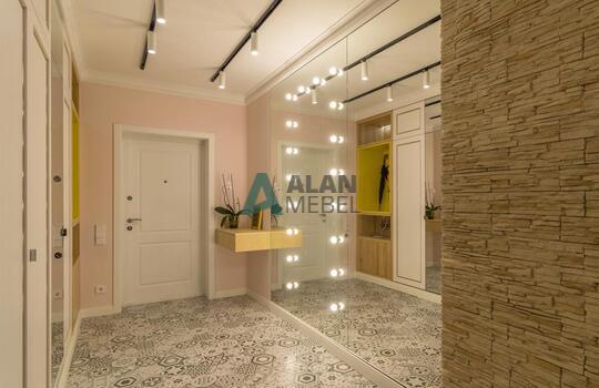 Шкаф в прихожую