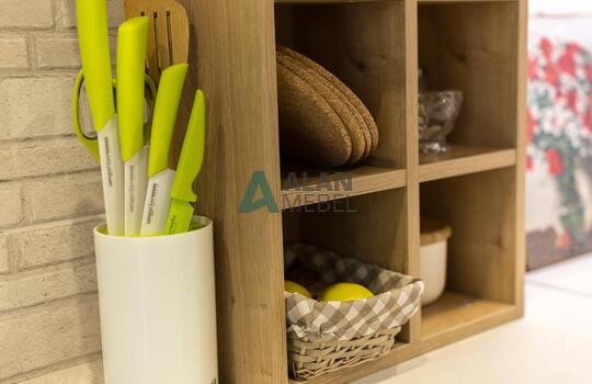 угловая акриловая кухня и ДСП под дерево в светлых отттенках и современном стиле на заказ 