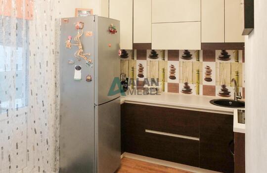 Кухня маленькая 