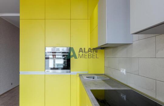 Угловая желтая кухня с фасадами из древесно стружечной плиты с доставкой в Минске 