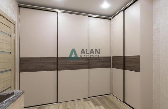 Угловой шкаф-купе для спальни, детской