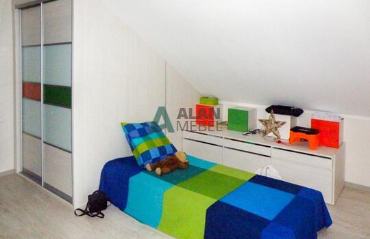 Детский угловой шкаф 1