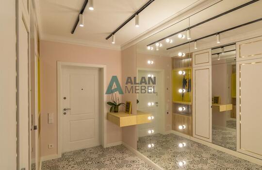 Шкаф в прихожую