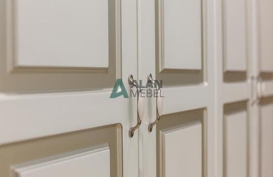 Шкаф в спальню