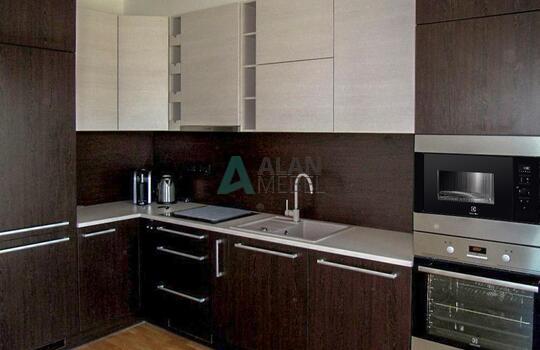 Встроенная кухня 4 