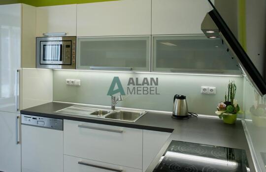 Кухня П-образная 