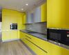 Угловая желтая кухня с фасадами из древесно стружечной плиты с доставкой в Минске