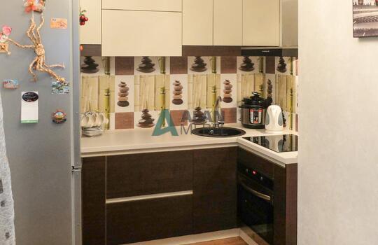 Кухня маленькая 