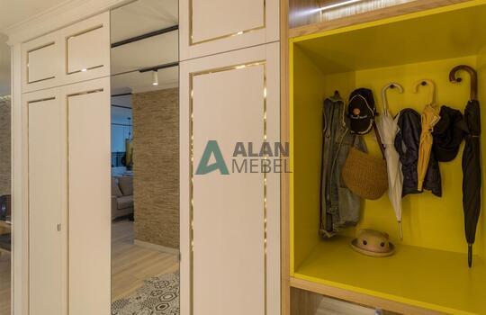 Шкаф в прихожую