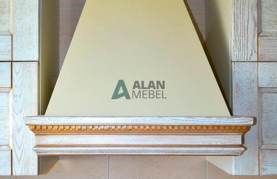 Угловая кухня из массива 