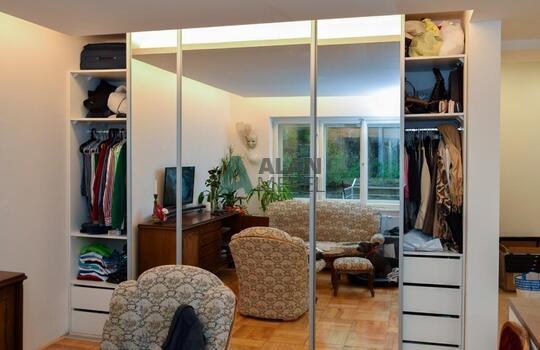 Шкаф-купе для гостиной