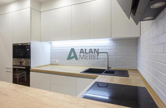 стильная прямая акриловая кухня белого цвета без ручек на заказ в минске 