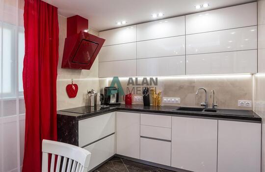 Кухня белый глянец 6 